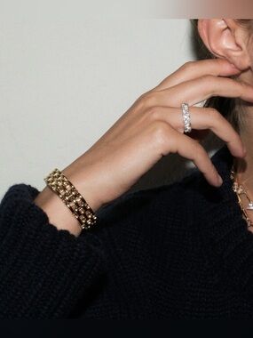Dorsey Leonora bracelet in Gold Brass